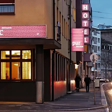 Du Commerce Szálloda 3*